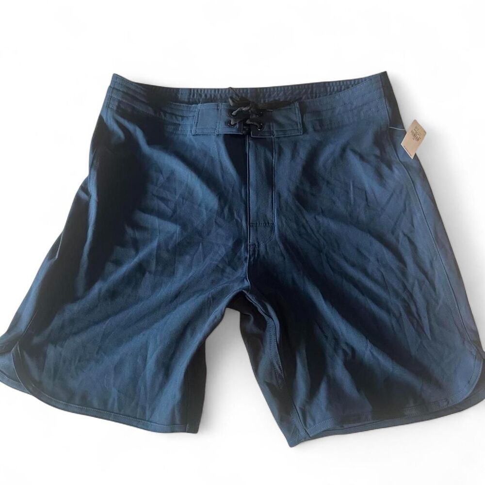 Old Navy Men's Navy blue Shorts